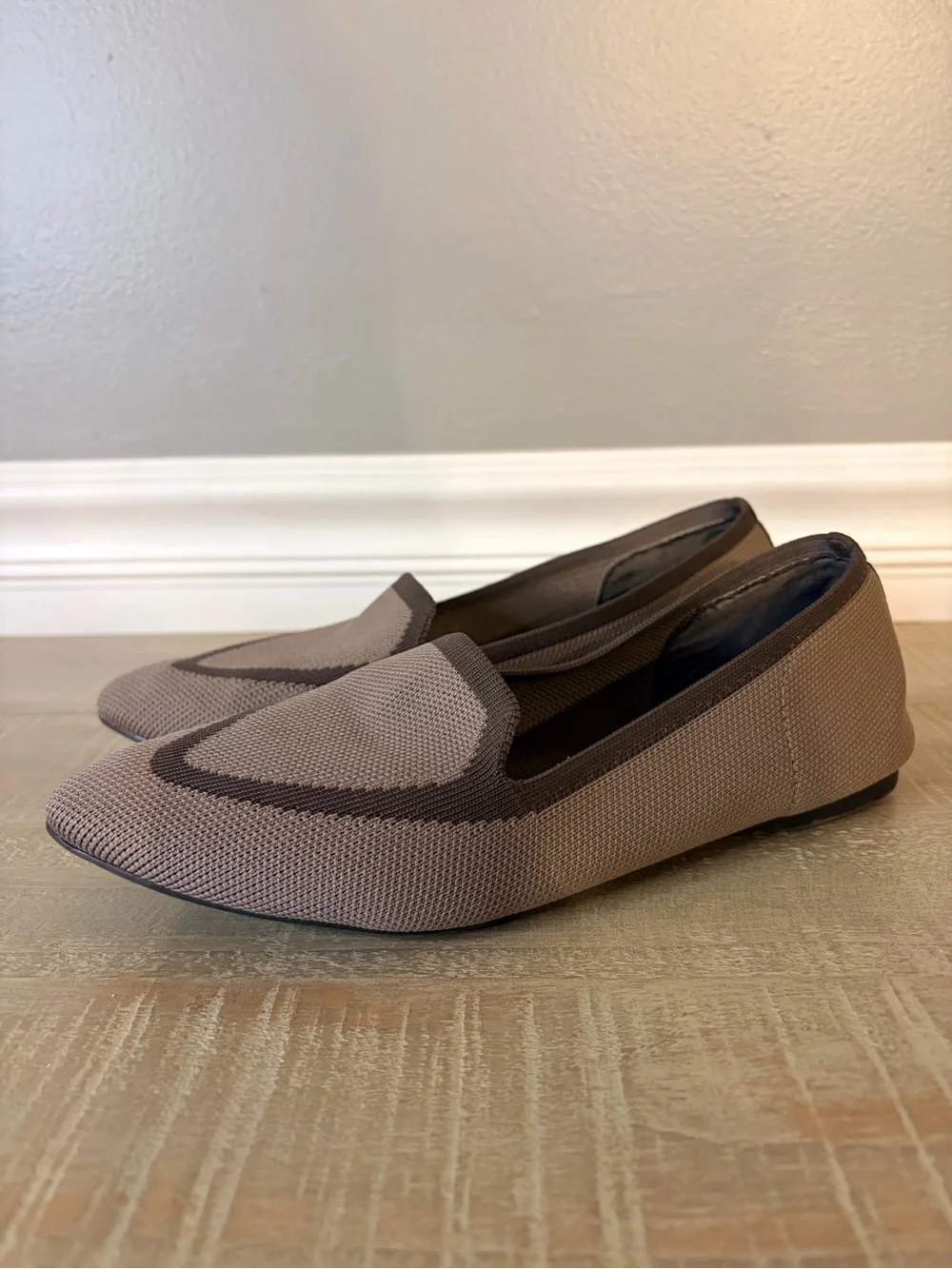 Birdies Women’s The Blackbird Washable Knit Pointed Toe Flats in Taupe, Size 7